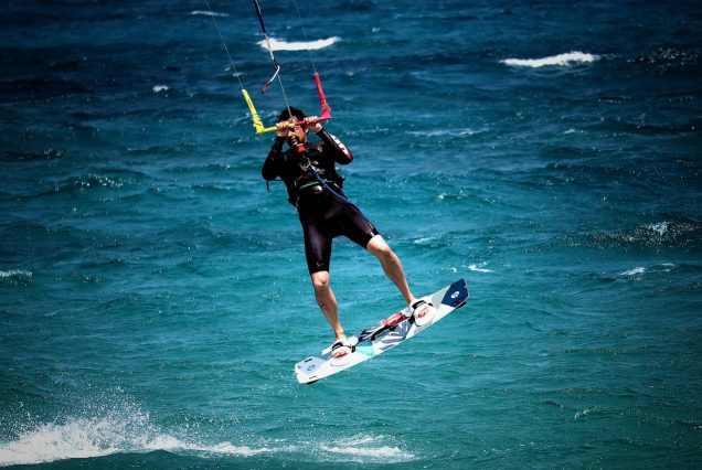 Zanzibar kite surfing