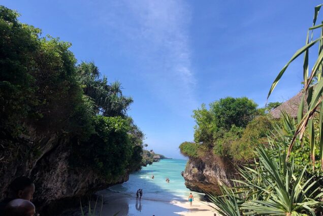 mtende beach